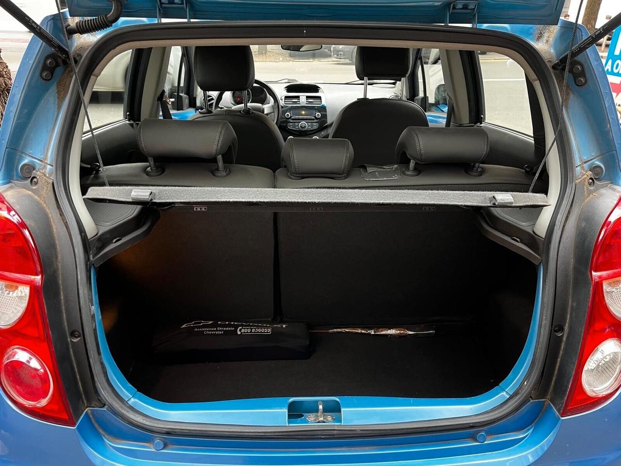 Chevrolet Spark 1.0 LT