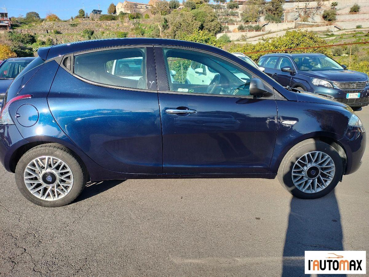 LANCIA - Ypsilon 1.2 Gold 69cv