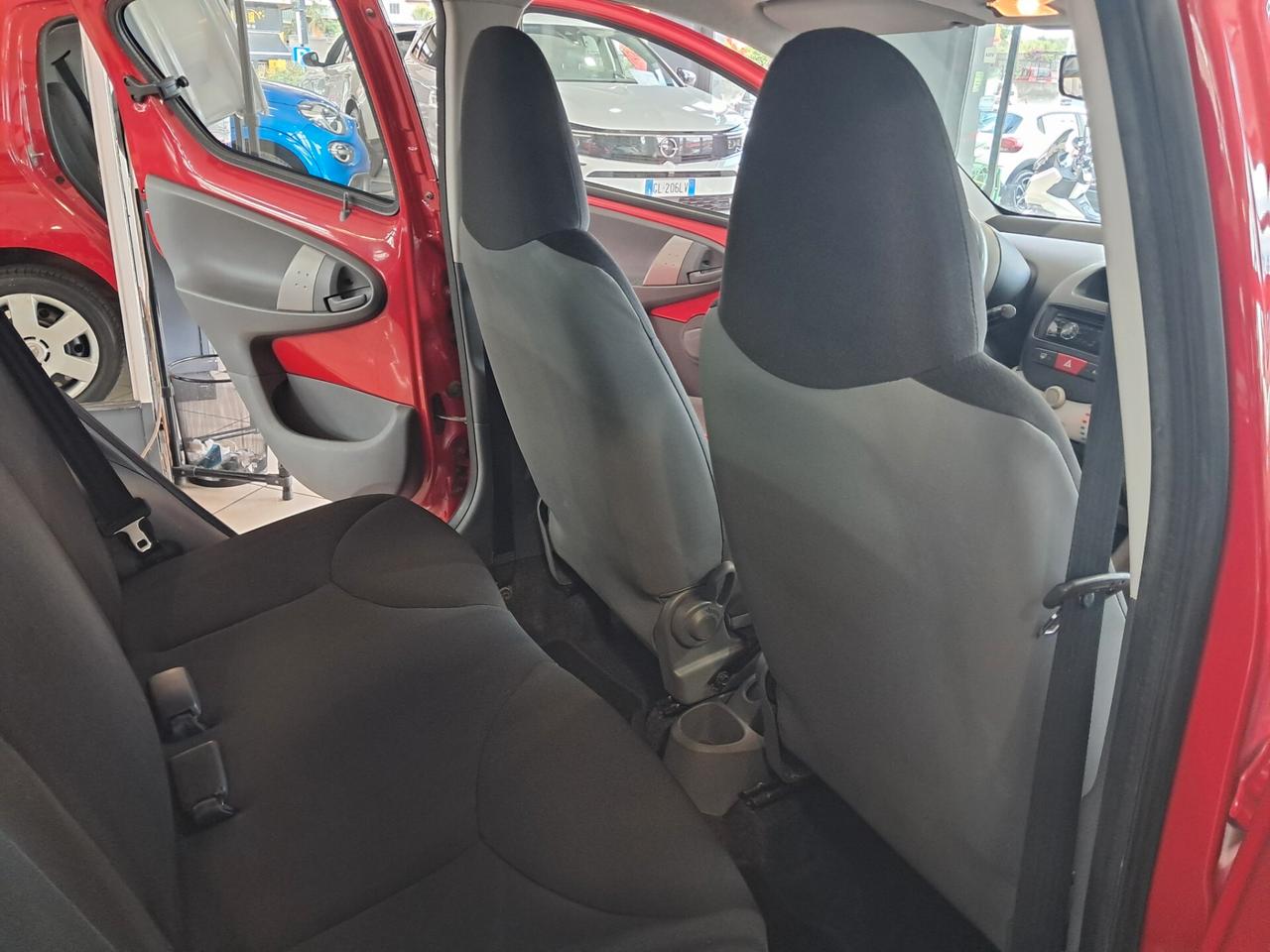 Toyota Aygo 1.0 12V 68 cv 5p. Now
