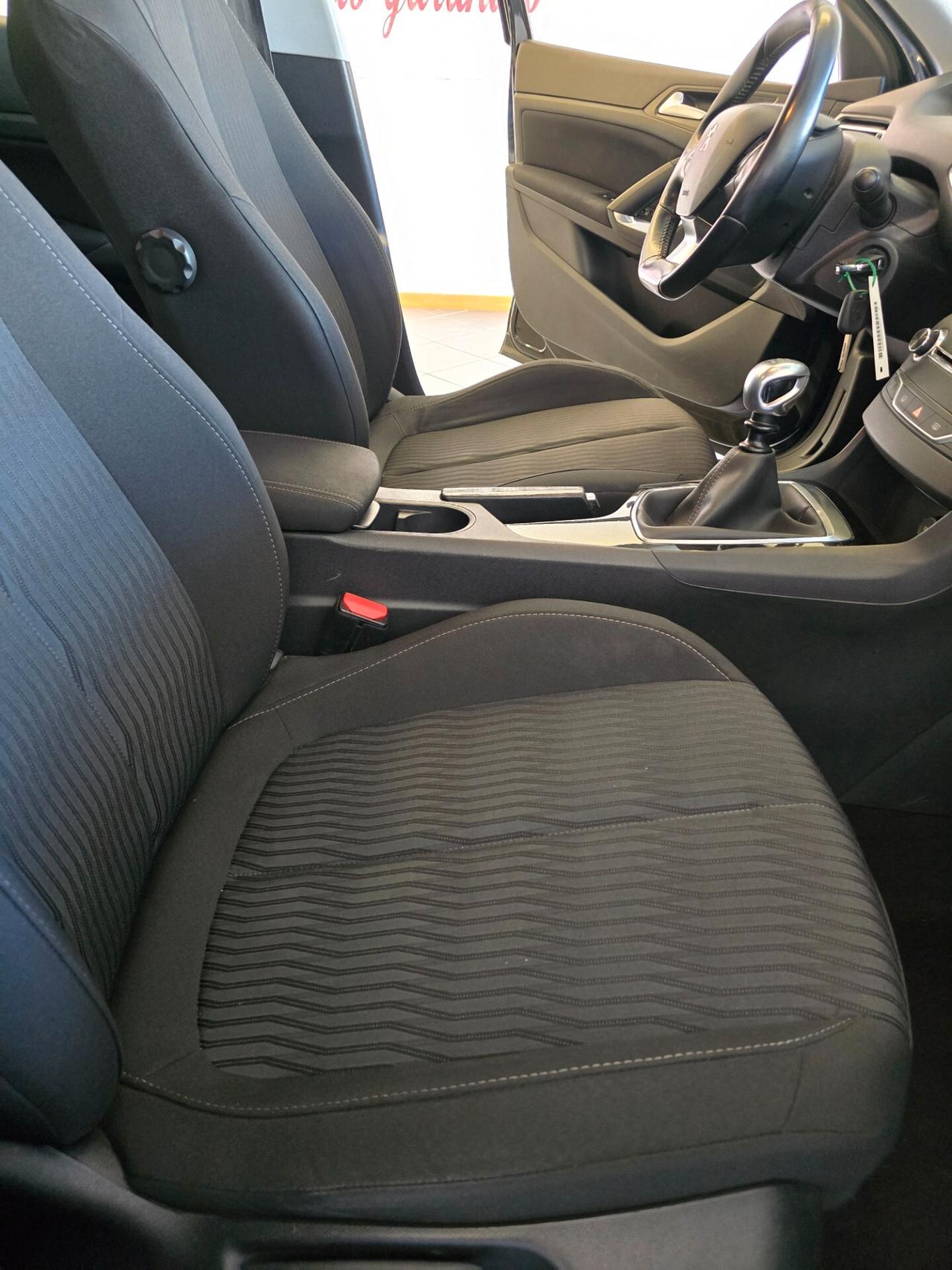 Peugeot 308 BlueHDi 120 S&S SW Active
