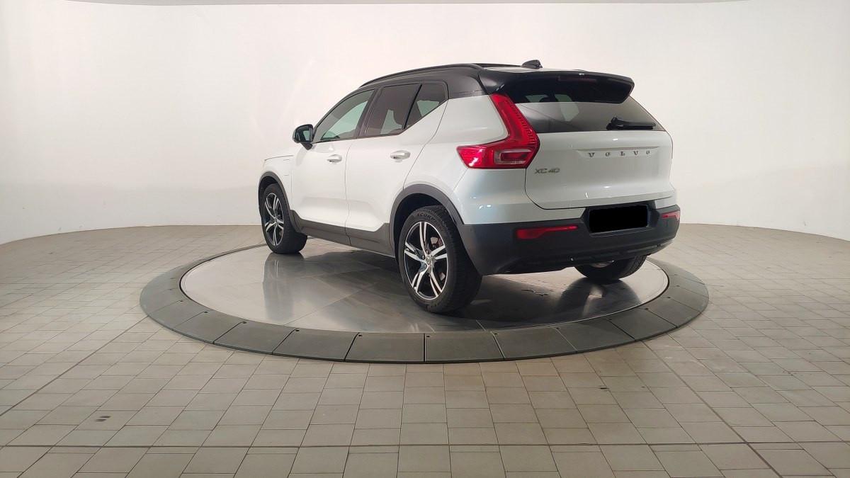 VOLVO Xc40 T4 Recharge Plug-In Hybrid R-Design