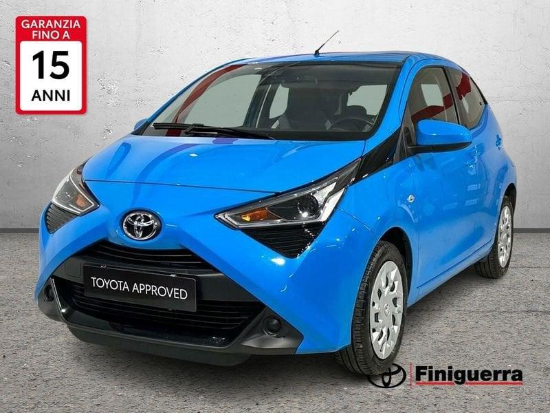 Toyota Aygo Aygo Connect 1.0 VVT-i 72 CV 5 porte x-play