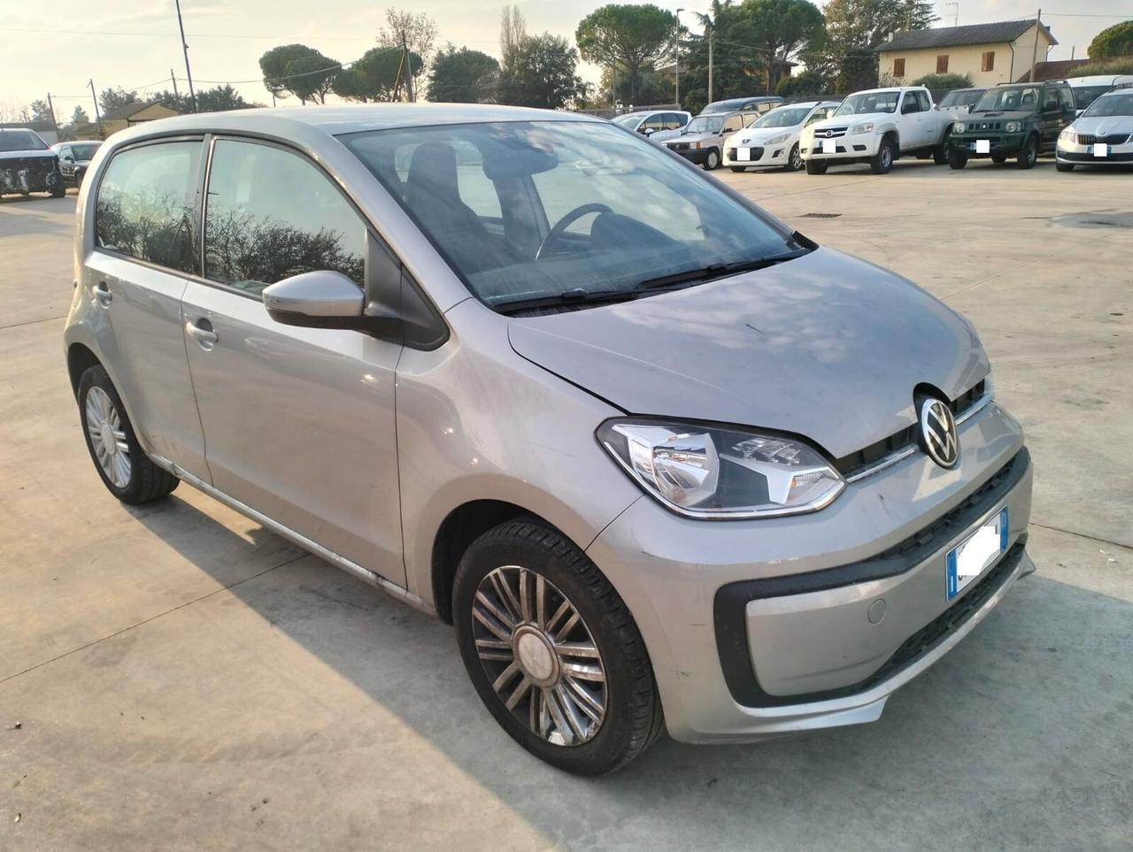 Volkswagen up! 1.0 5p. - SINISTRATA