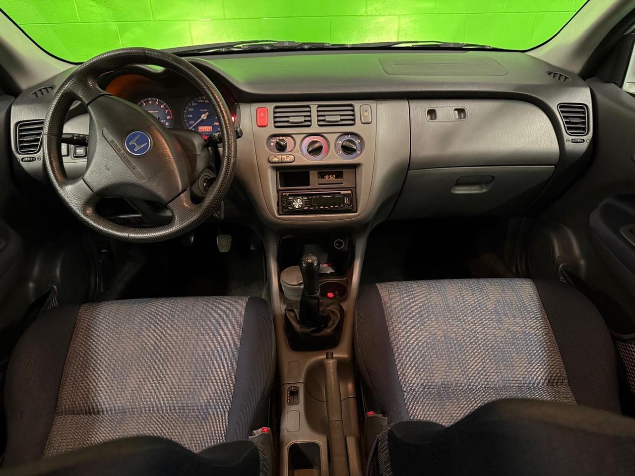 Honda HR-V 1.6i 16V VTEC cat 5 porte Sport 4X4 150.000 1 prop