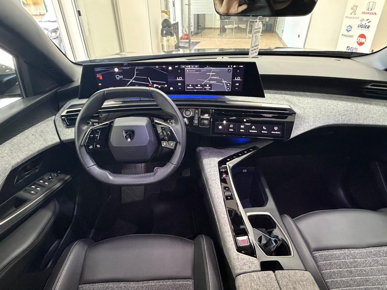 Peugeot 3008 Hybrid 136 e-DCS6 Allure