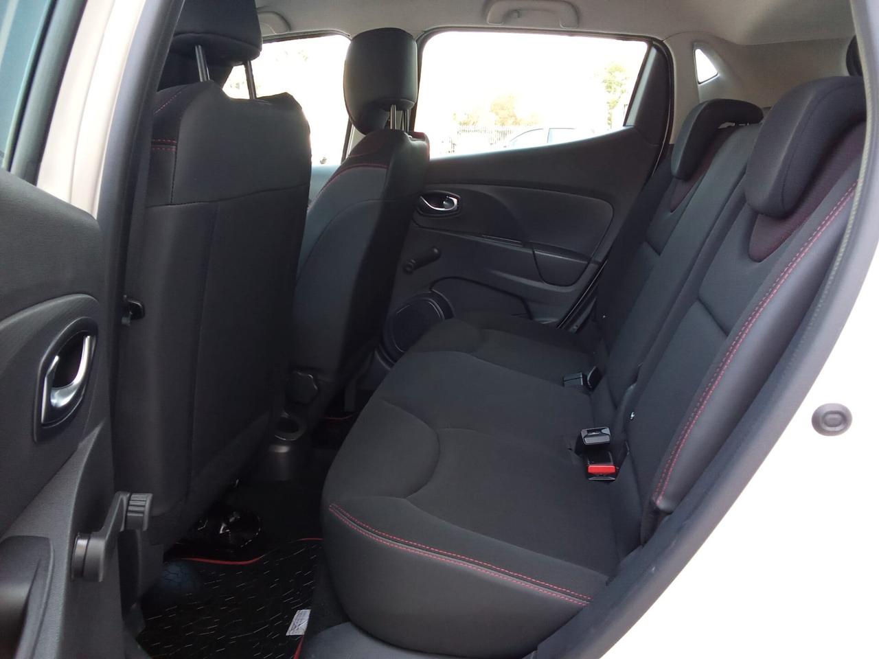 RENAULT CLIO 1,2 BZ 75 CV LIFE MY15 5P