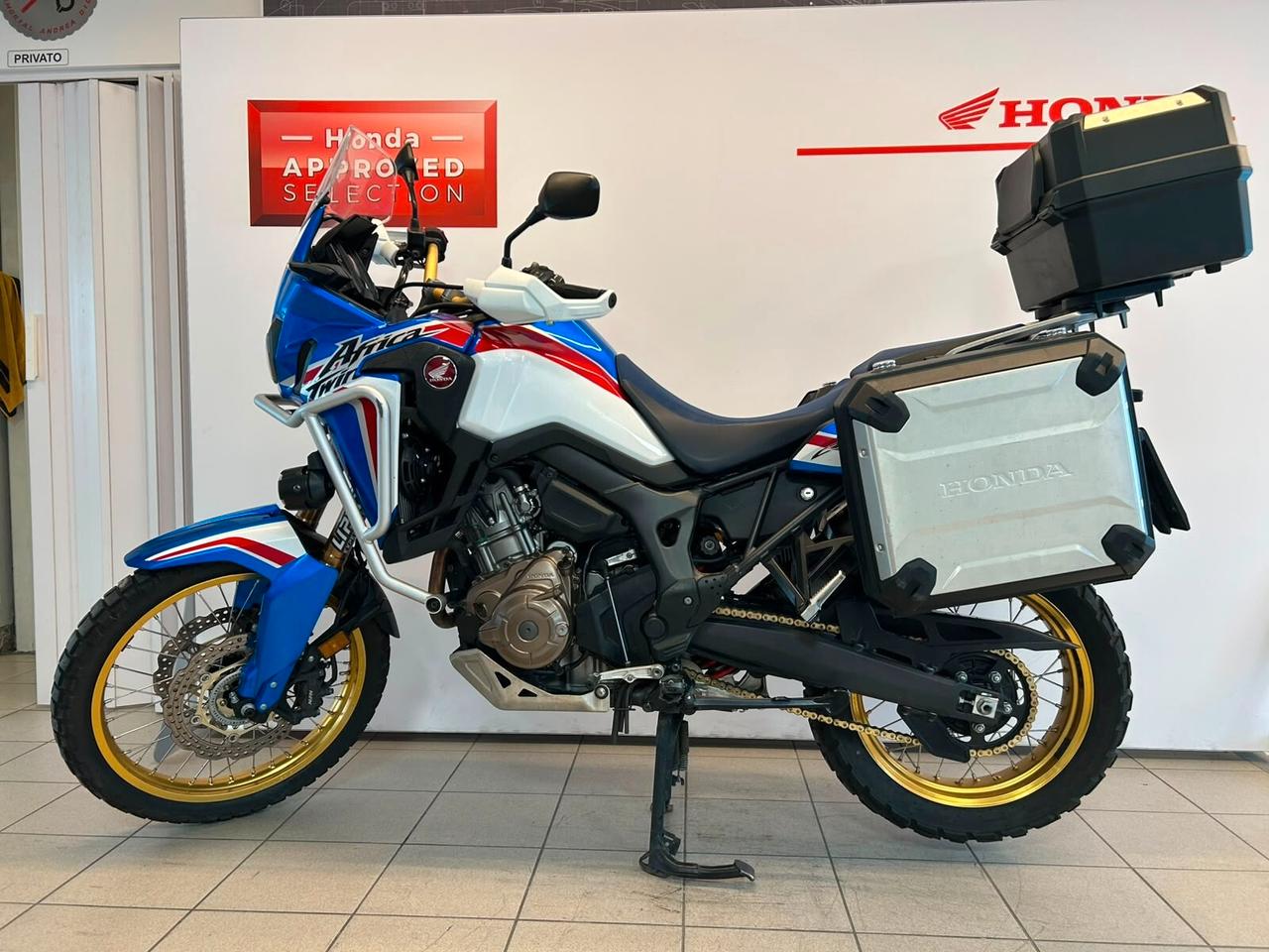 Africa Twin CRF 1000L Travel Edition