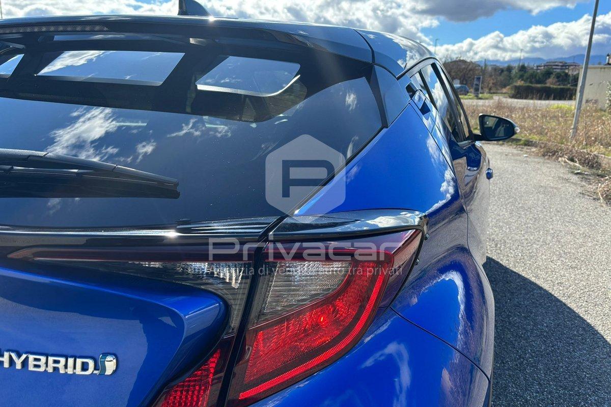 TOYOTA C-HR 2.0 Hybrid E-CVT Trend