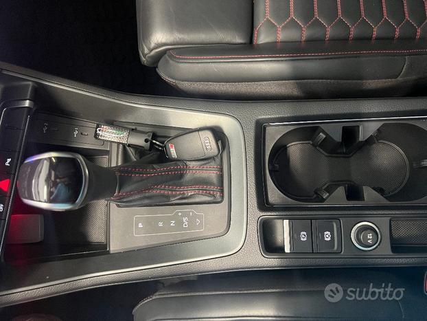 AUDI RS Q3 SPB quattro S tronic