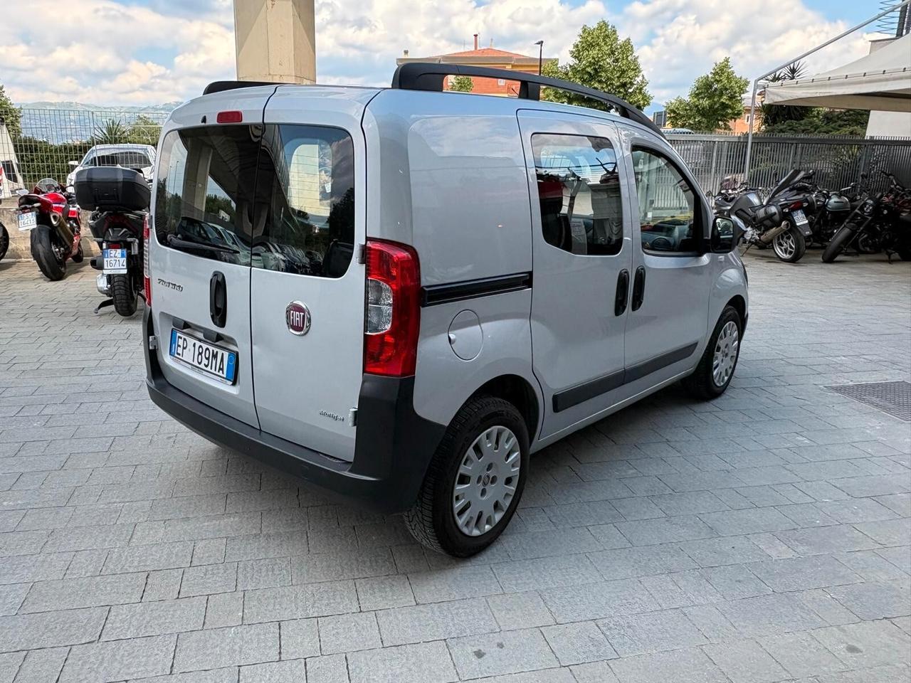 Fiat Fiorino 1.3 MJT 95CV Combi Semivetrato SX