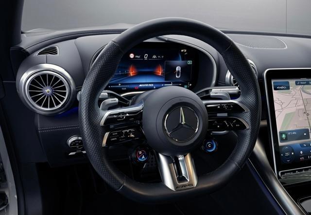 MERCEDES-BENZ SL 63 AMG 4Matic+ Premium Plus