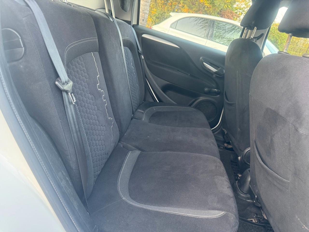 Fiat Punto 1.3 MJT II 75 CV 5 porte Street NAVI