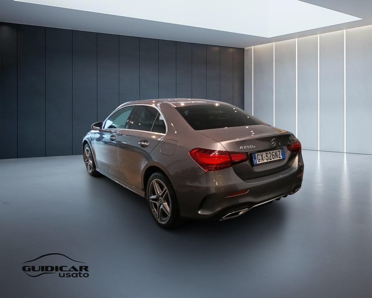 Mercedes-Benz Classe A - V177 2023 - A 250 e phev AMG Line Advanced Plus auto