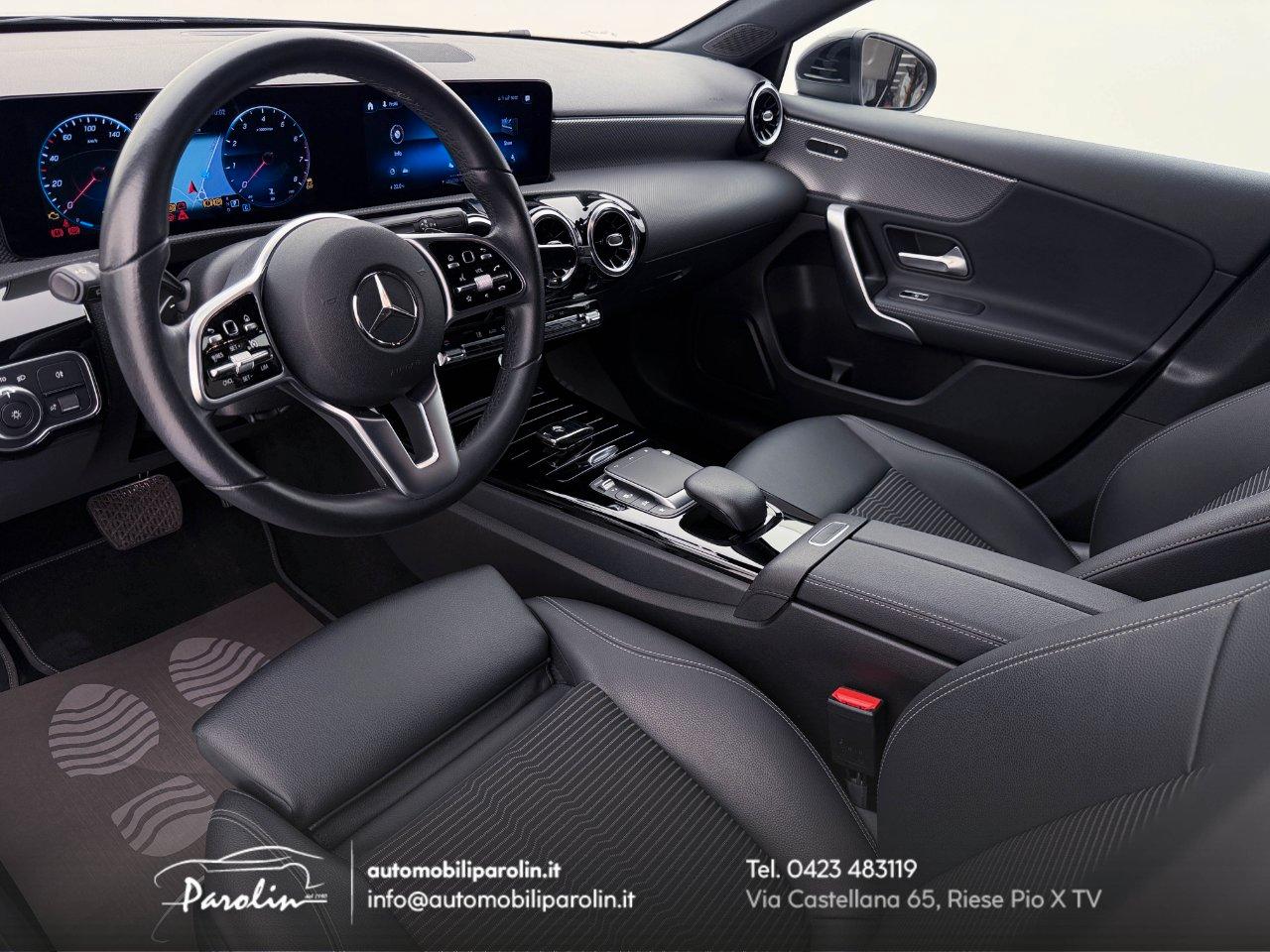 Mercedes A 200 Sport 7G-DCT Park-Display10.25''-Sedili riscaldabili