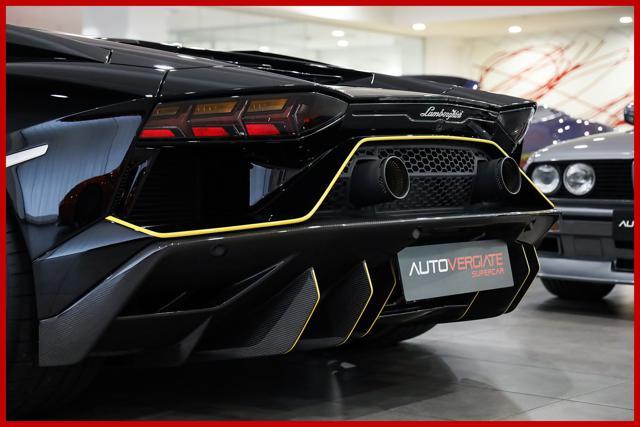 LAMBORGHINI Aventador Ultimae 6.5 V12|FULL CARBON SPEC|IVA ESP|1 OF 350