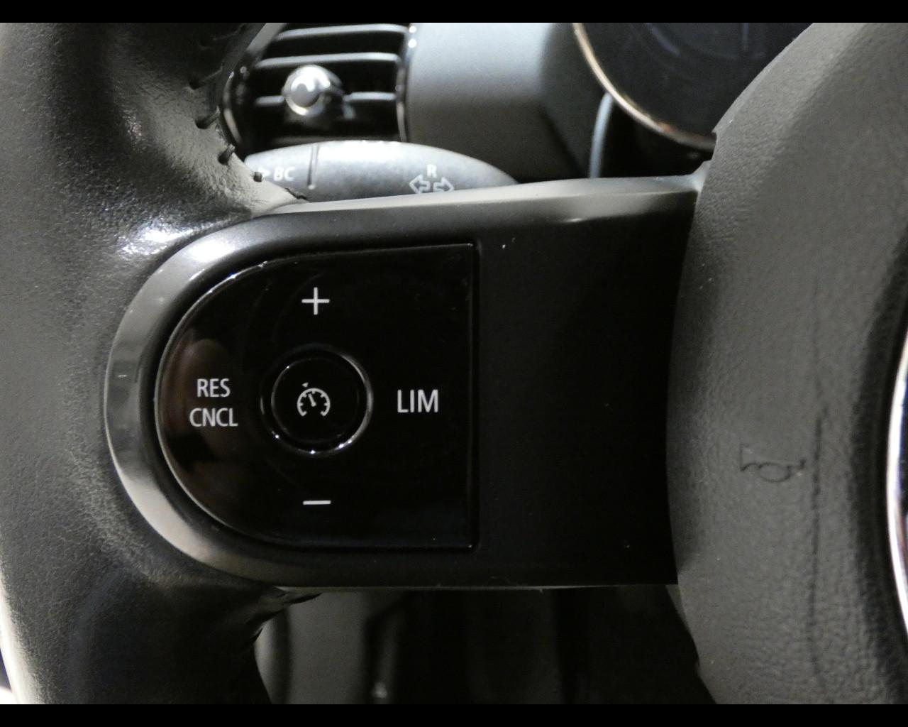 MINI Mini Clubman (F54) - Mini 1.5 One Mayfair Edition Clubman