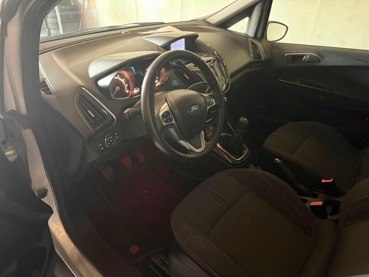 Ford B-Max 1.4 90 CV GPL Business Titanium
