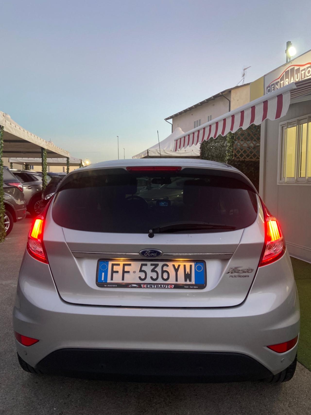 Ford Fiesta 1.5 TDCi 75CV TITANIUM GARANZIA 11/24