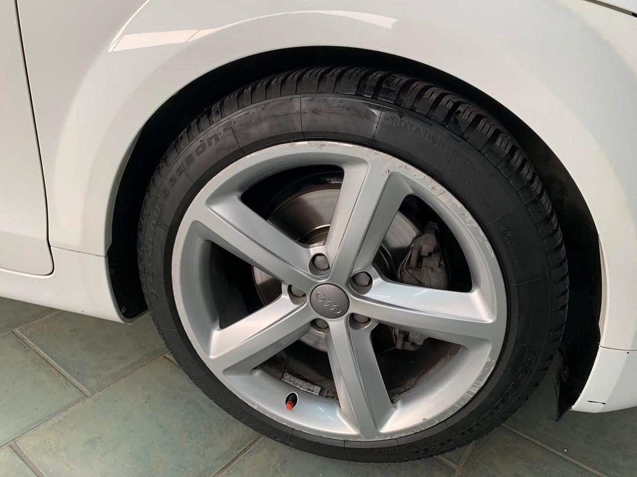 Audi TT Coupé 1.8 TFSI Advanced plus