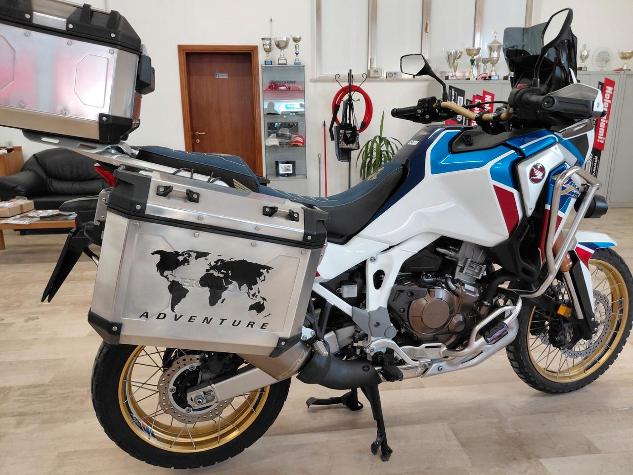 Honda CRF1100L Africa Twin adventure sports desert tracks