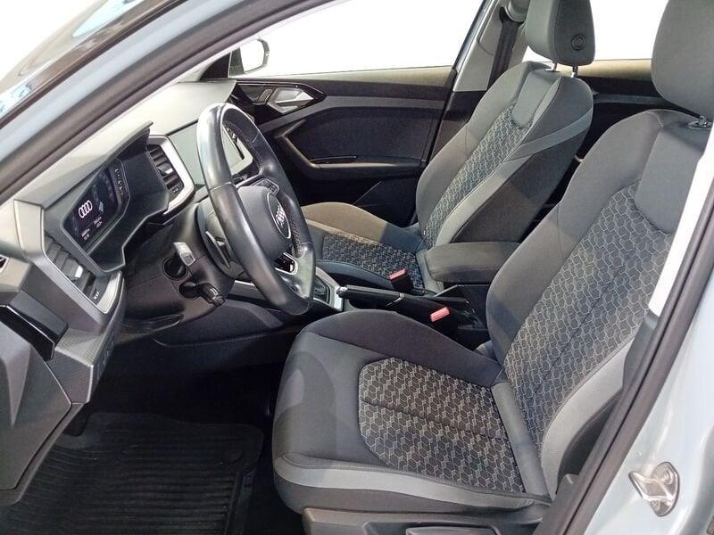 Audi A1 A1 citycarver 30 TFSI S tronic