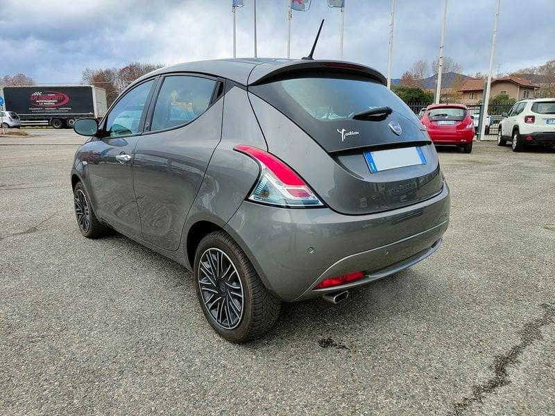 Lancia Ypsilon III 2015 5 Porte 1.0 FireFly Hybrid 70cv Gold S&S