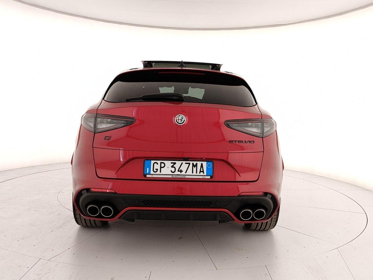 Alfa Romeo Stelvio 2.9 Bi-Turbo V6 520 CV AT8 Q4 Quadrifoglio