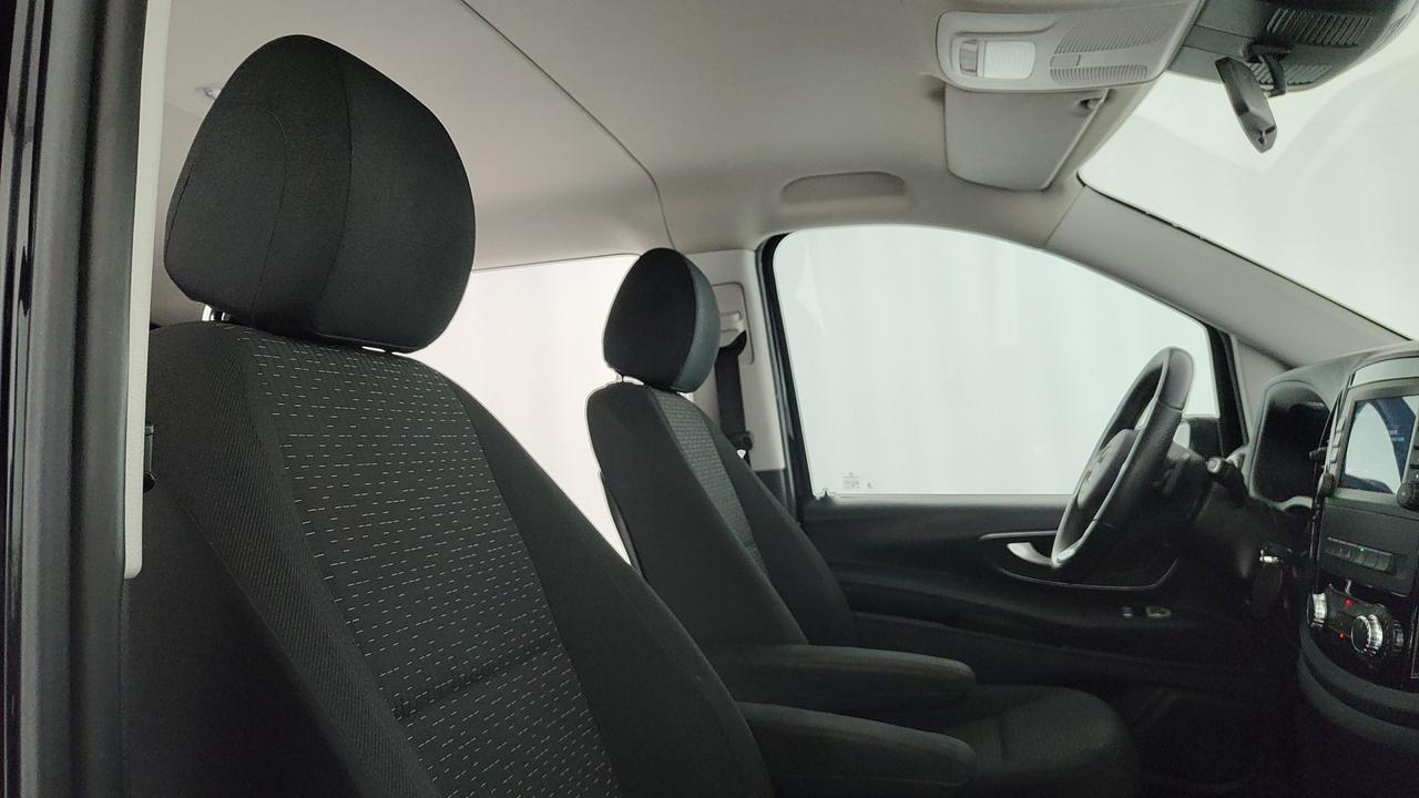 Mercedes-Benz vito 116 cdi extralong 4x4 mixto auto my20
