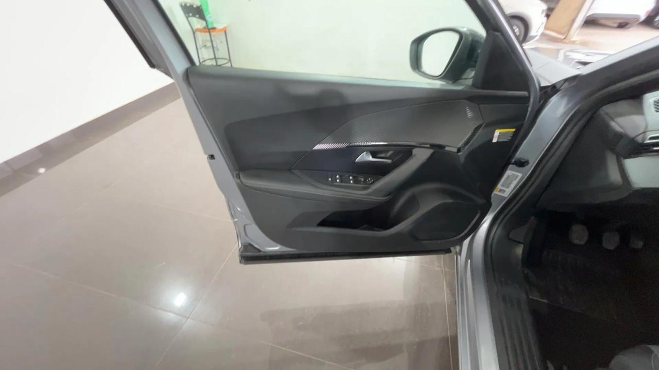 Peugeot 2008 PureTech 100 S&S Allure my24