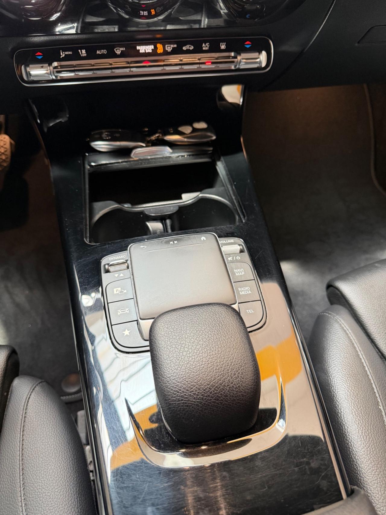 Mercedes-benz A 250e PLUG-IN Sport
