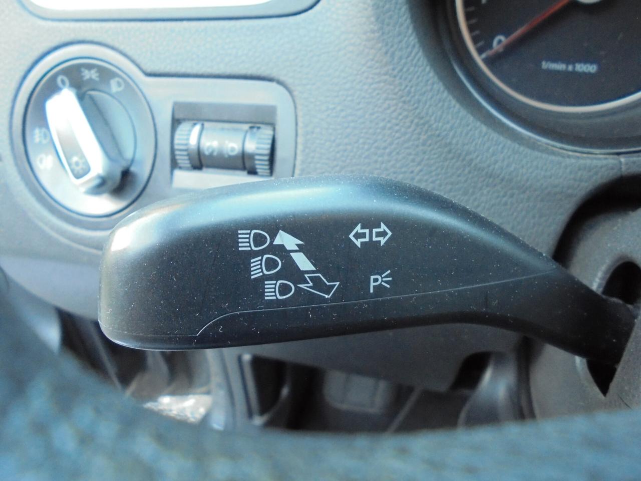 VOLKSWAGEN POLO 1.2 70CV COMFORTLINE 5P UNIPROPRIETARIO NEOPATENTATI