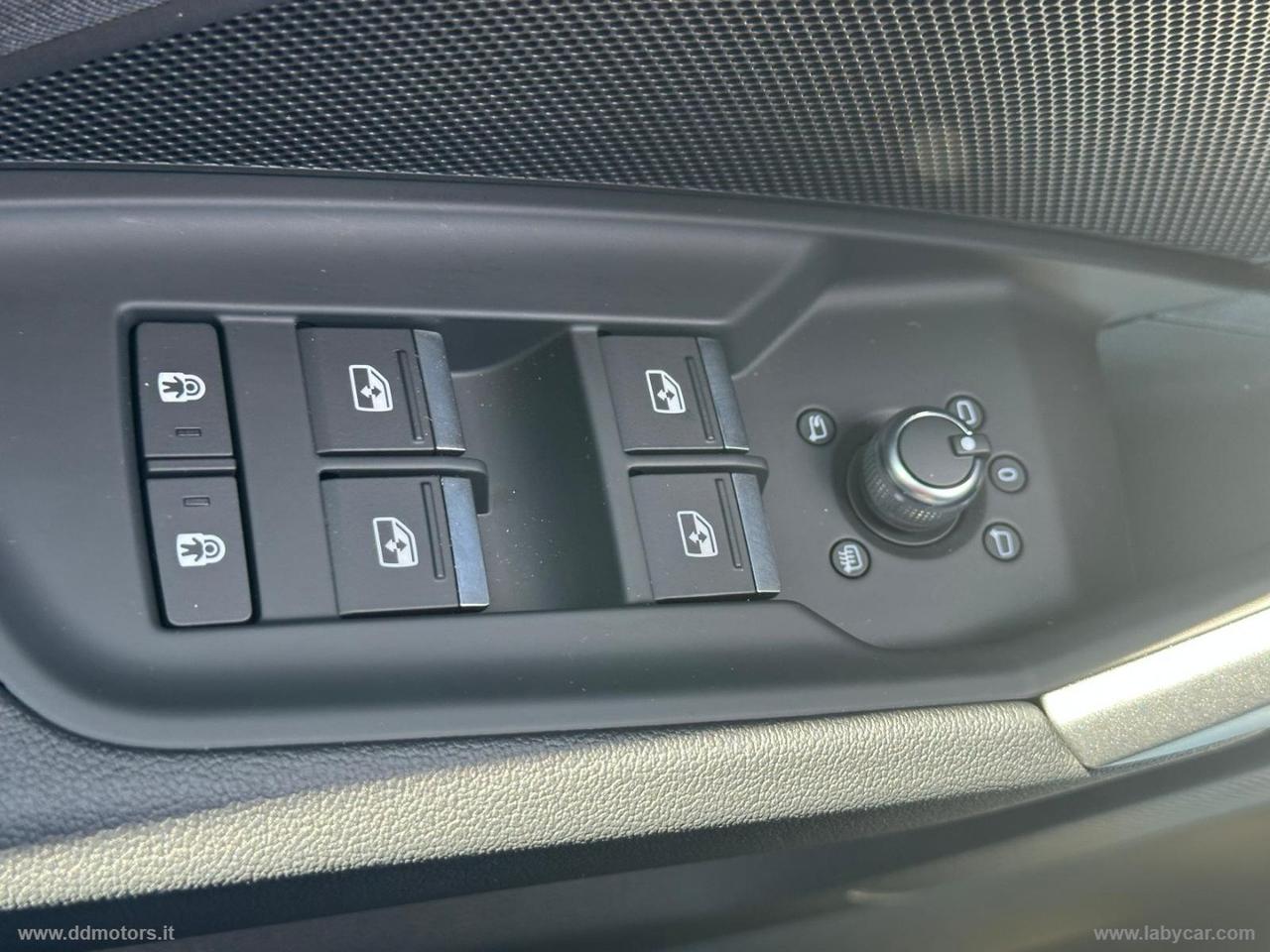 AUDI A3 SPB 35 TFSI S tronic Business CAMBIO AUTOMATICO