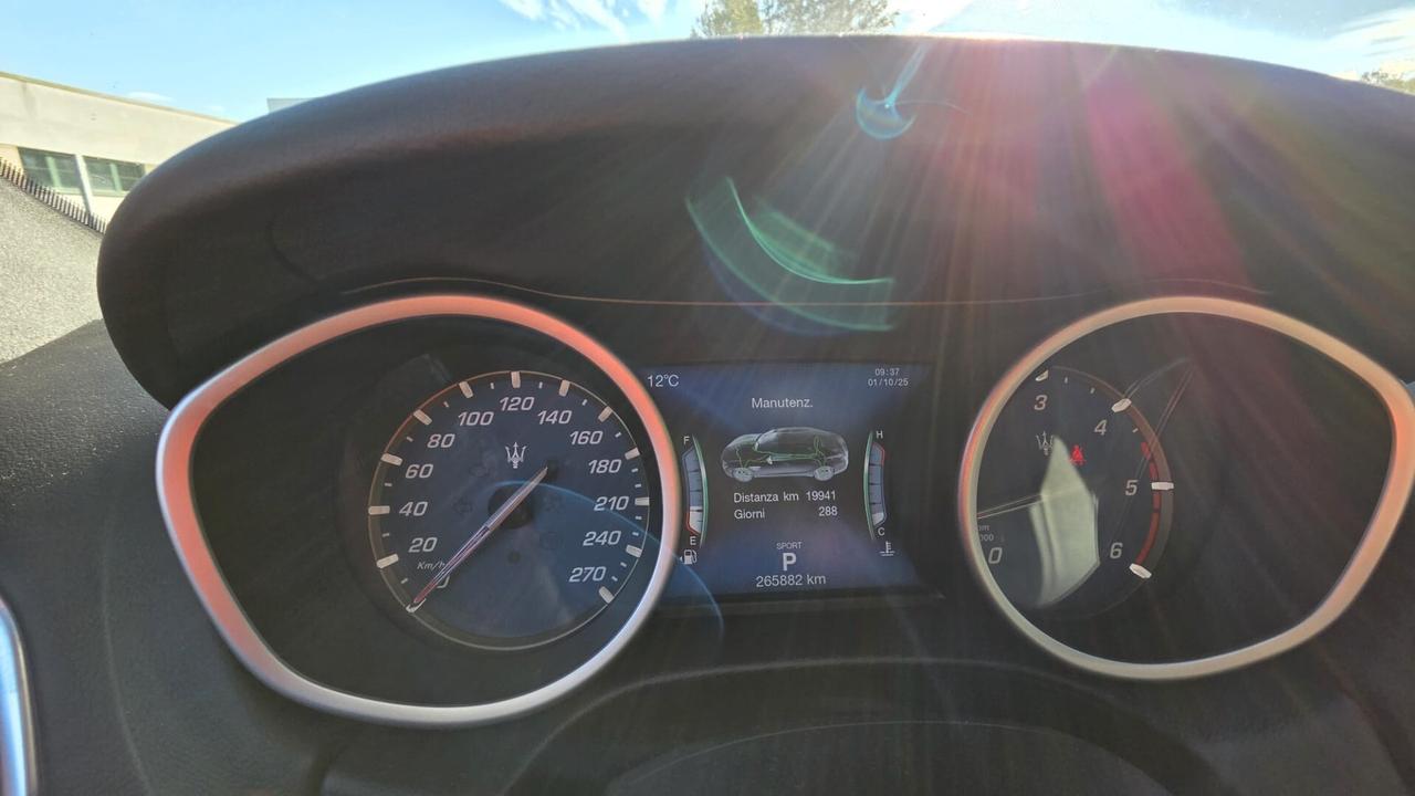 Maserati Ghibli V6 Diesel 275 CV Nerissimo Edition