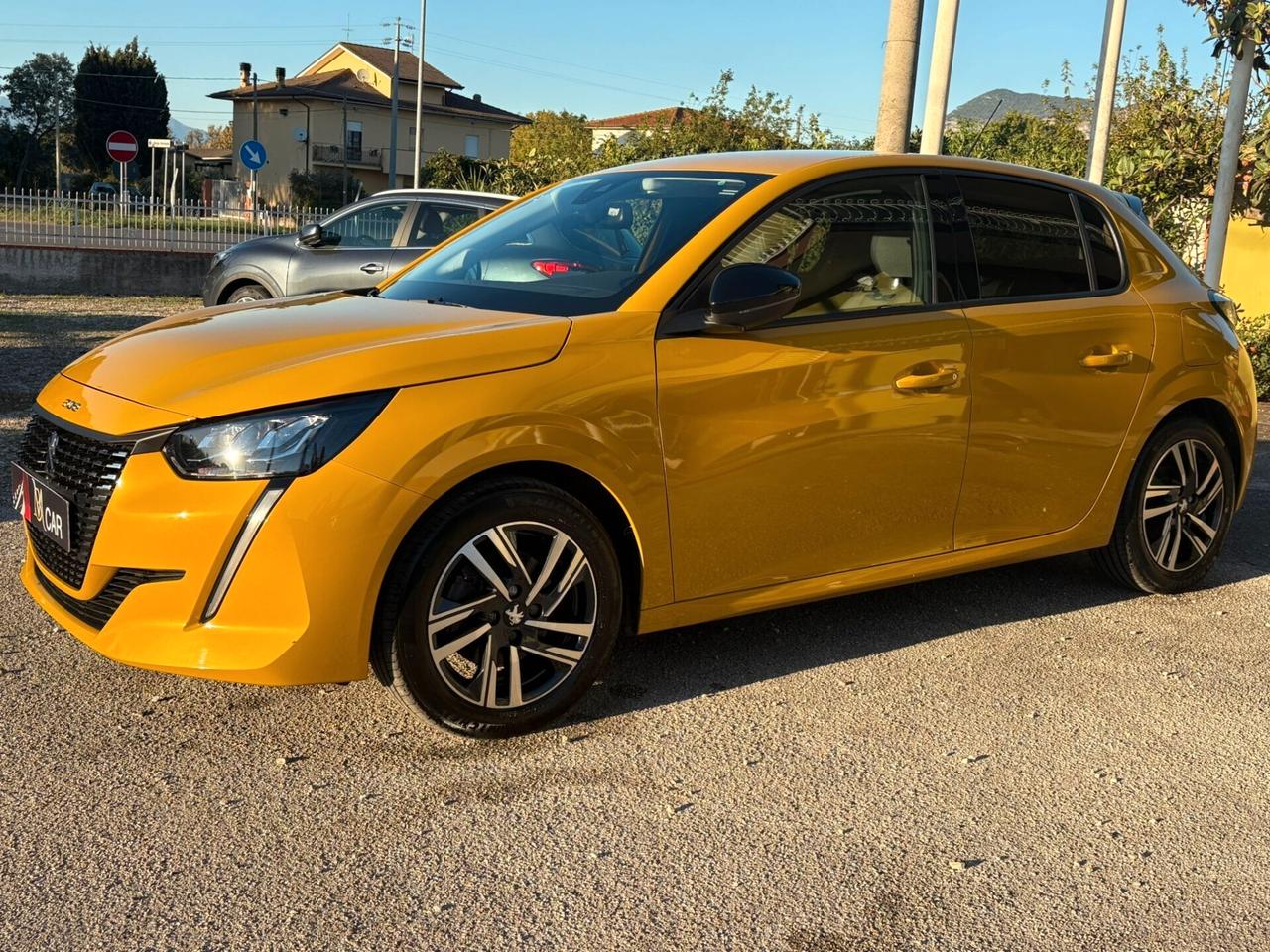 Peugeot 208 PureTech 1.2 LIKE 100