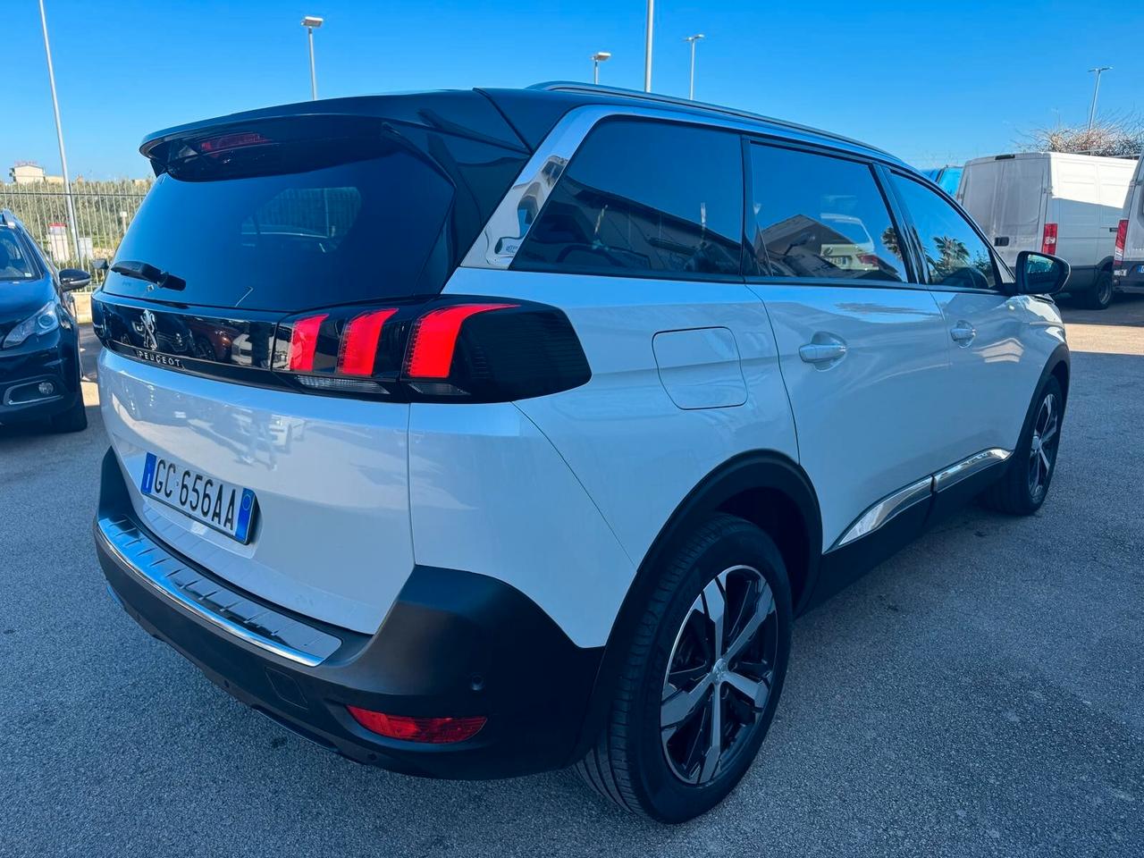 Peugeot 5008 BlueHDi 130 S&S EAT8 Allure