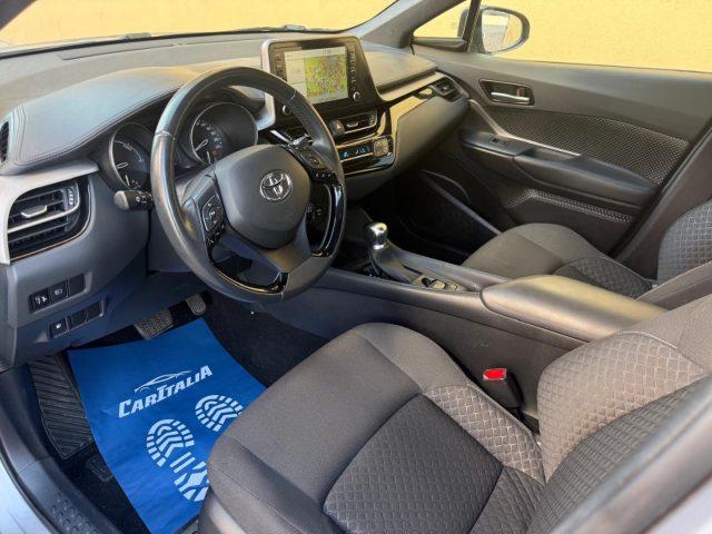 TOYOTA C-HR 1.8 Hybrid E-CVT Business