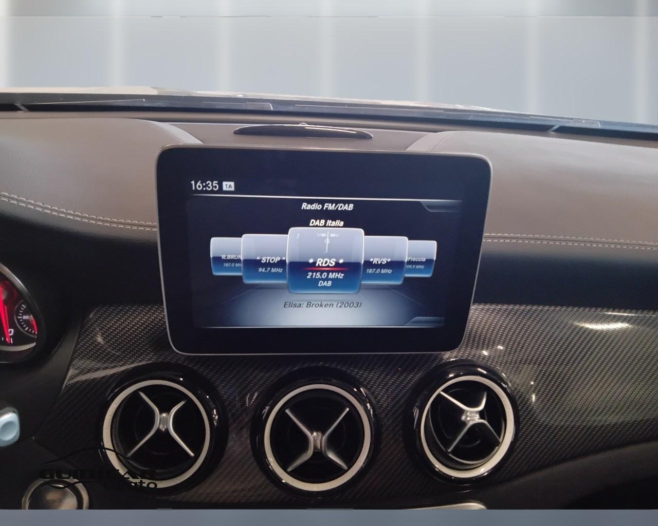 Mercedes-Benz GLA-X156 2017 - GLA 200 d Night Edition auto