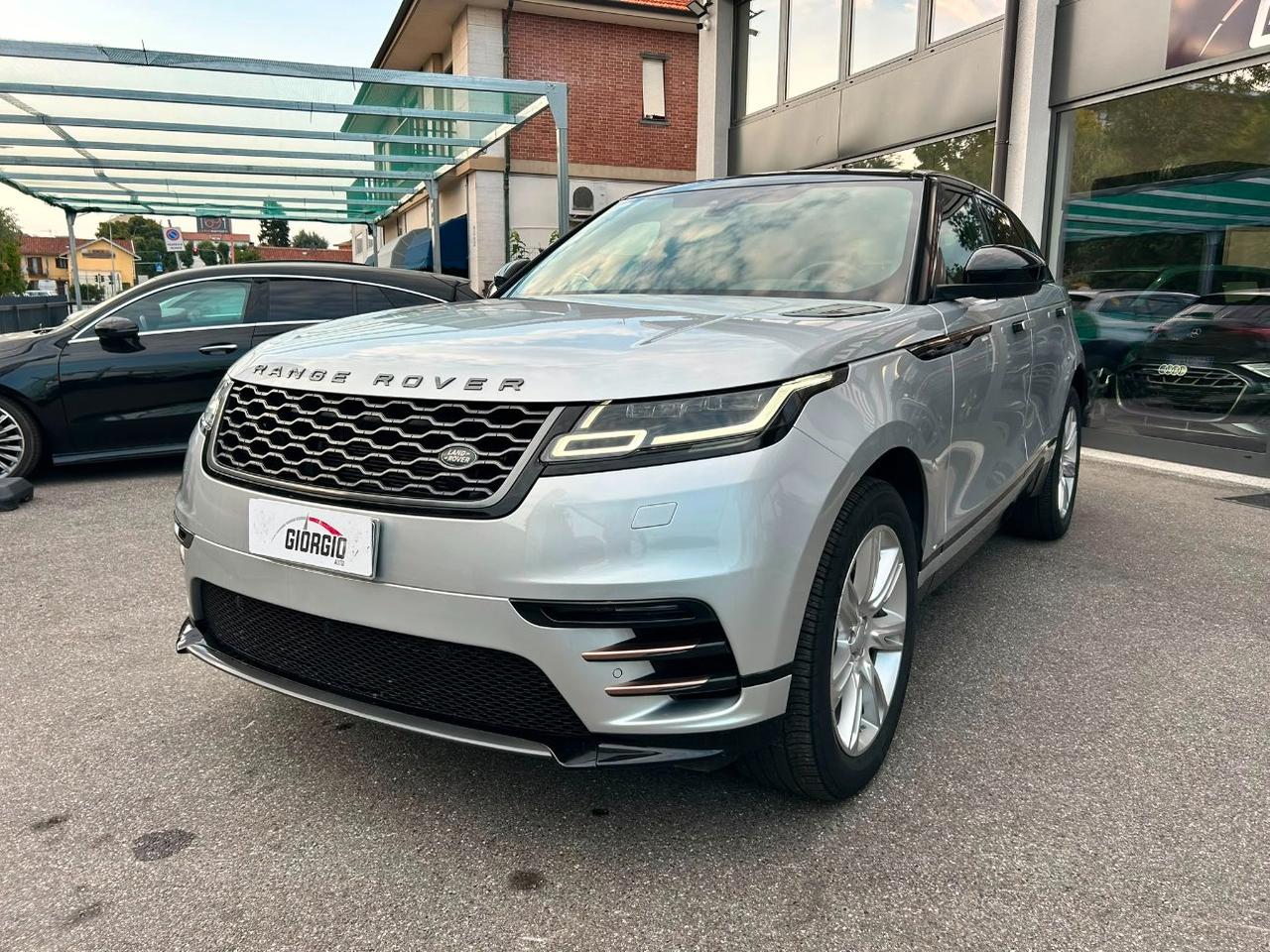 LAND ROVER Range Rover Velar 2.0D I4 240 CV R-Dynamic SE
