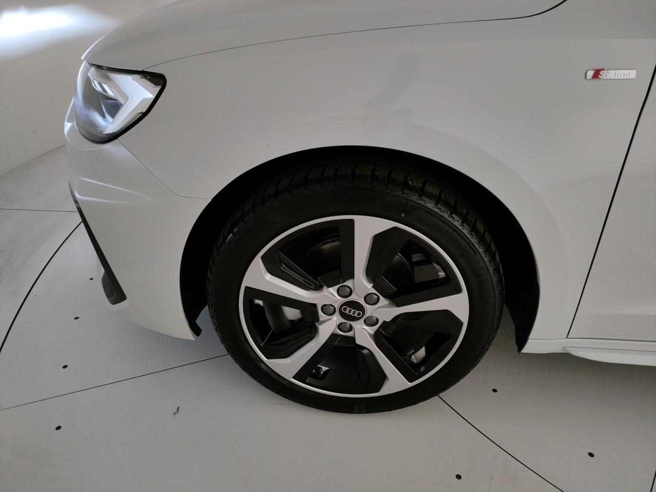 AUDI A1 Sportback 30 1.0 tfsi S Line Edition 116cv s-tronic