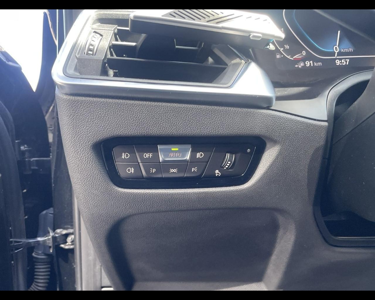 BMW Serie3(G20/21/80/81 - 320e Touring Business Advantage