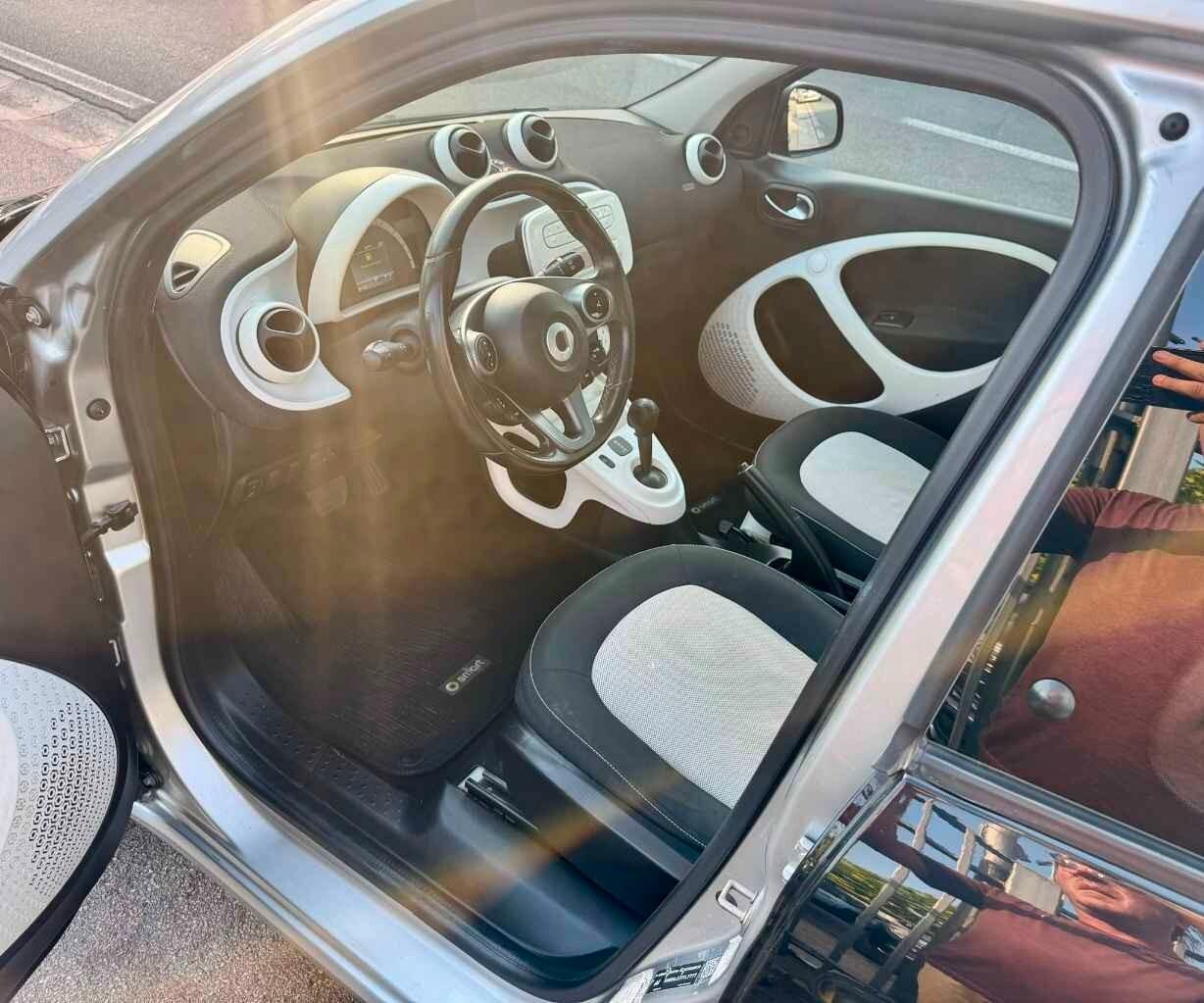 SMART FORFOUR 1.0 PRIME 70 CV C.AUTOMATICO
