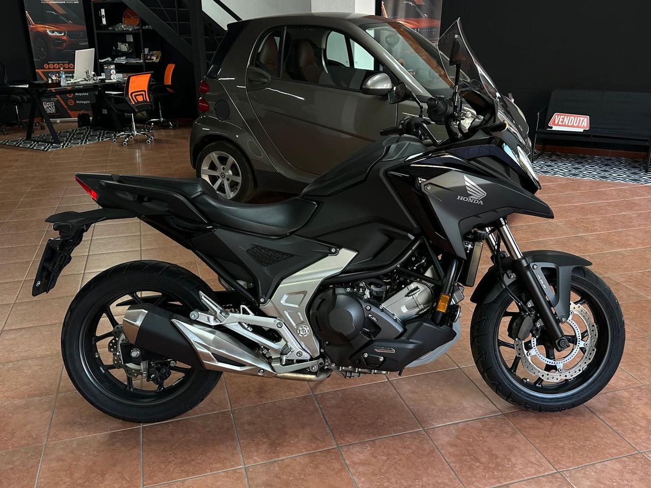 Honda NC700X DCT TRAVEL #45