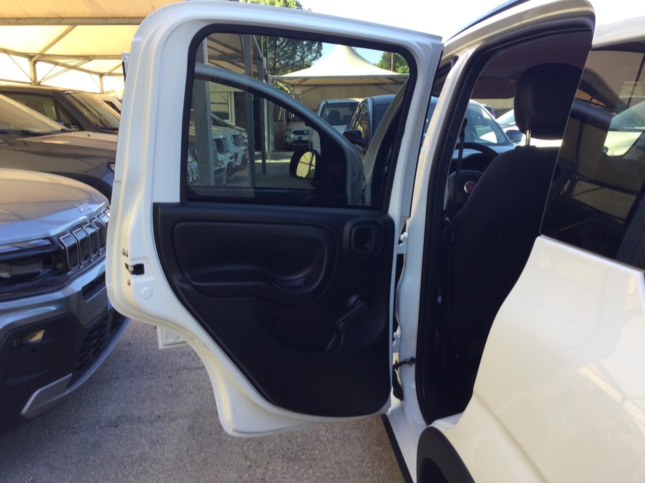Fiat Panda Cross 1.0 70 Cv FireFly Hybrid 5 Posti