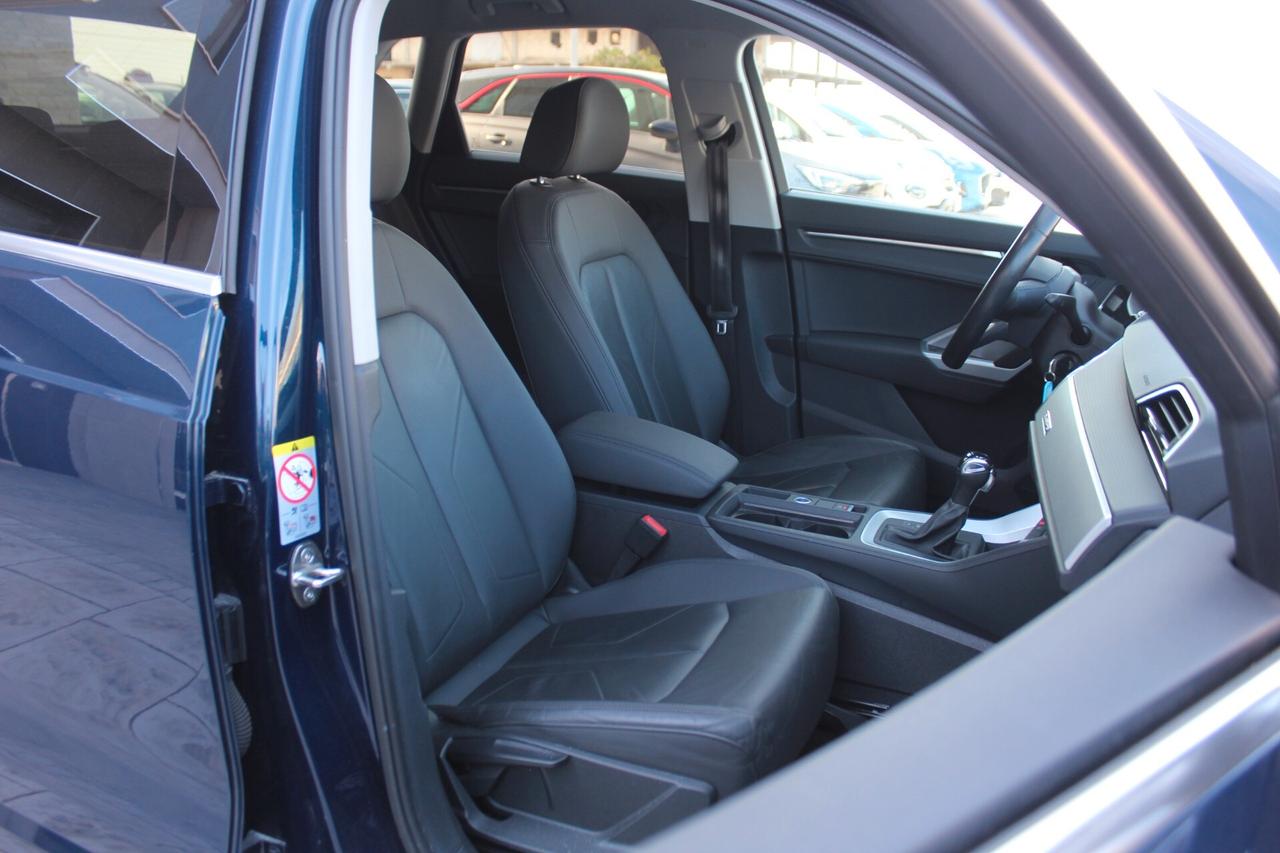 Audi Q3 40 TDI quattro S tronic Business Advanced