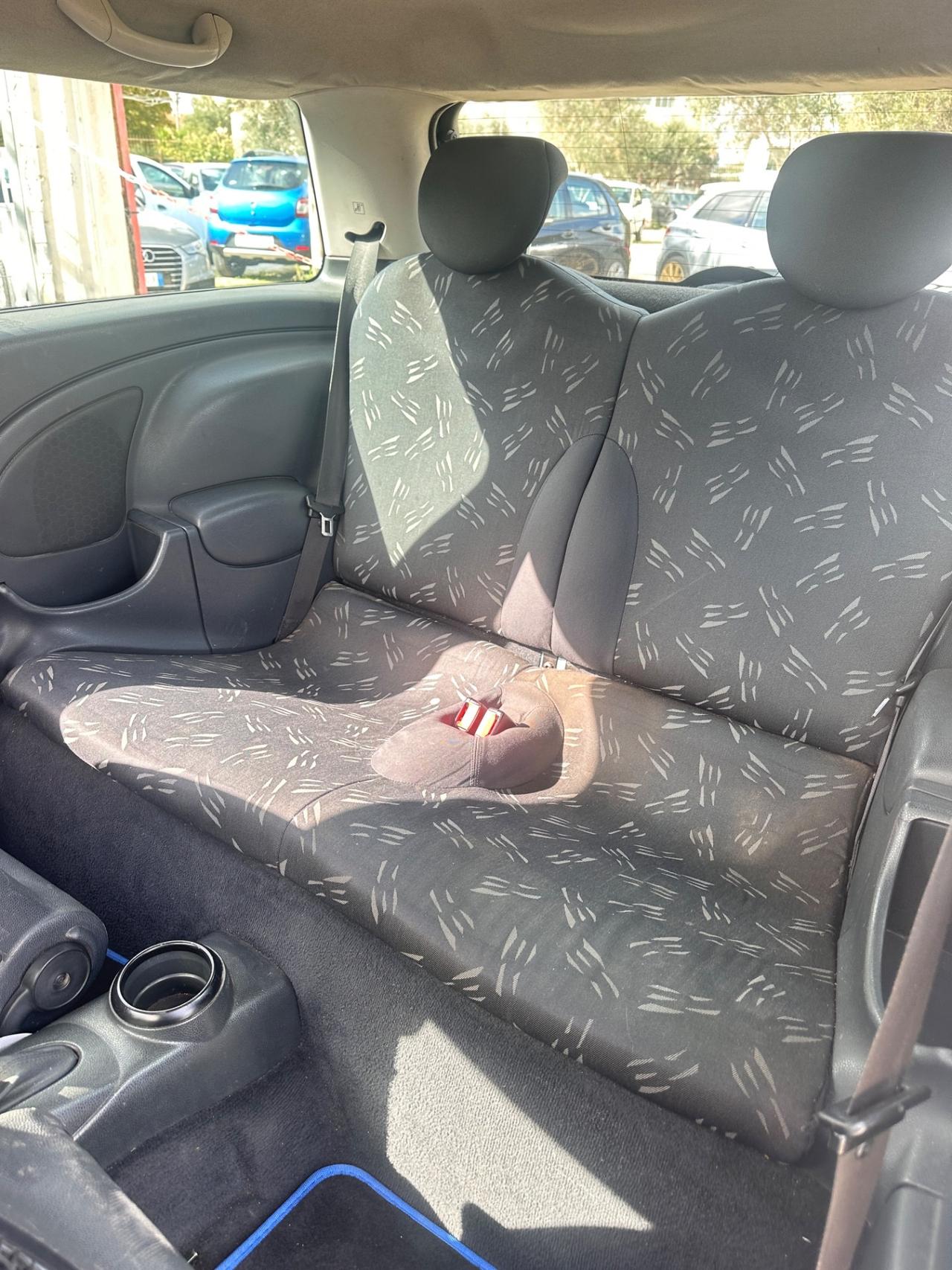 Mini 1.4 tdi One D-2005