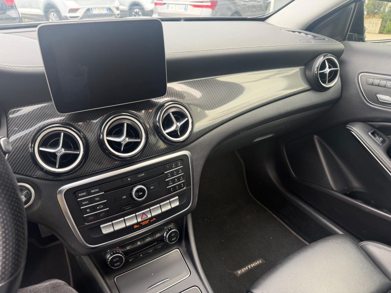 Mercedes-benz GLA 200 d FULL OPTIONAL