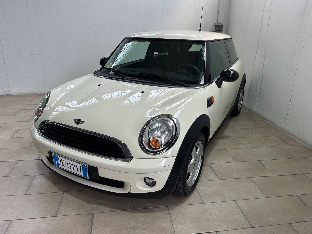 Mini 1.4 16V One Chili