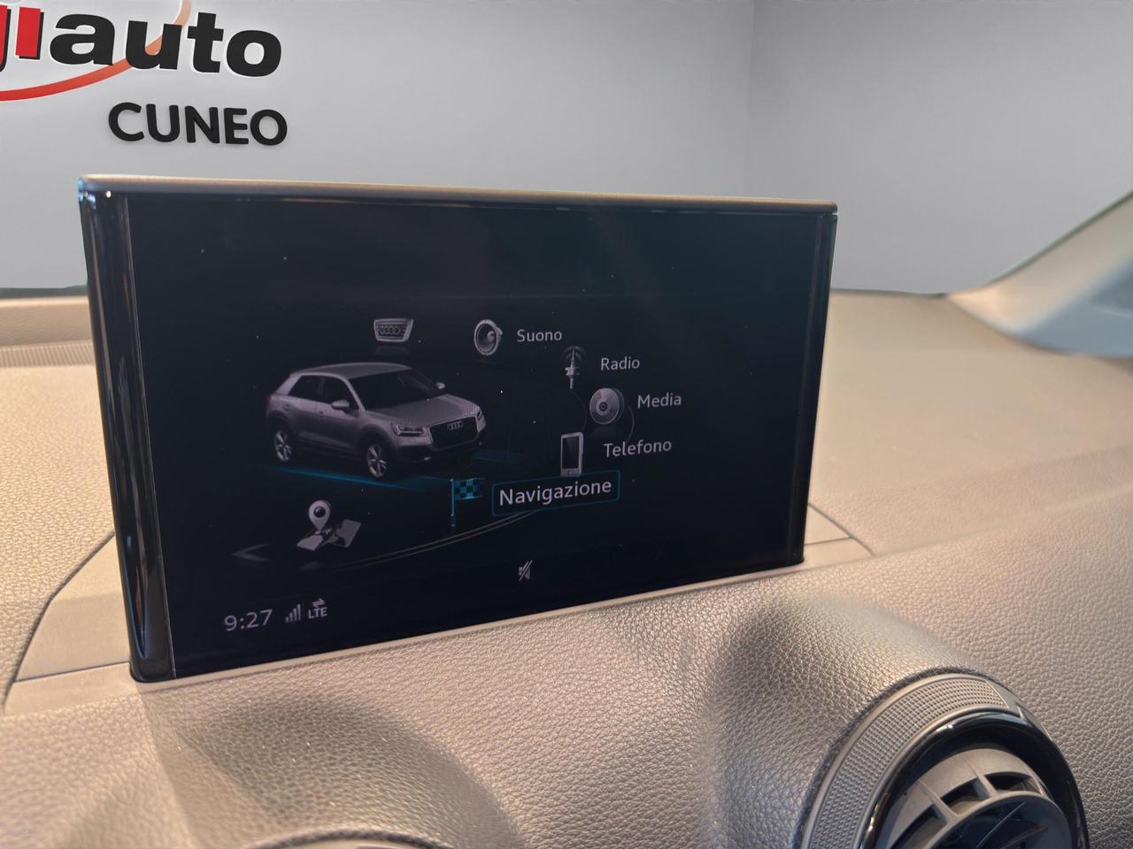 Audi Q2 30 1.6 tdi Business design my19