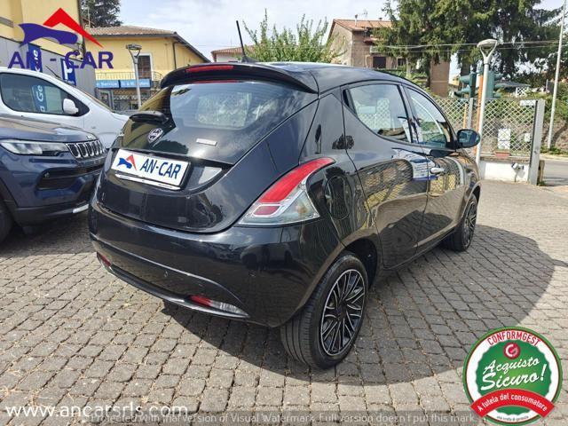 LANCIA Ypsilon 1.0 FireFly 5 porte S&S Hybrid Gold