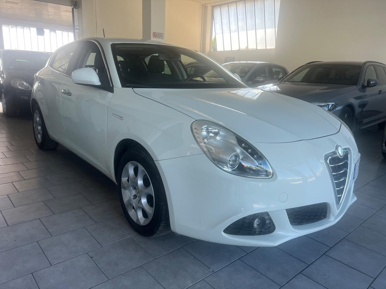 Alfa Romeo Giulietta 1.6 JTDm-2 105 CV Distinctive